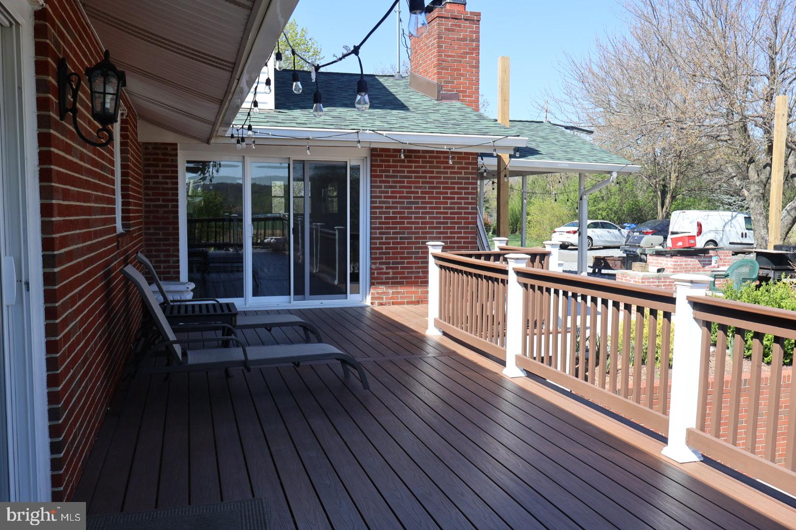 DAMASCUS OUTSIDE - Residential