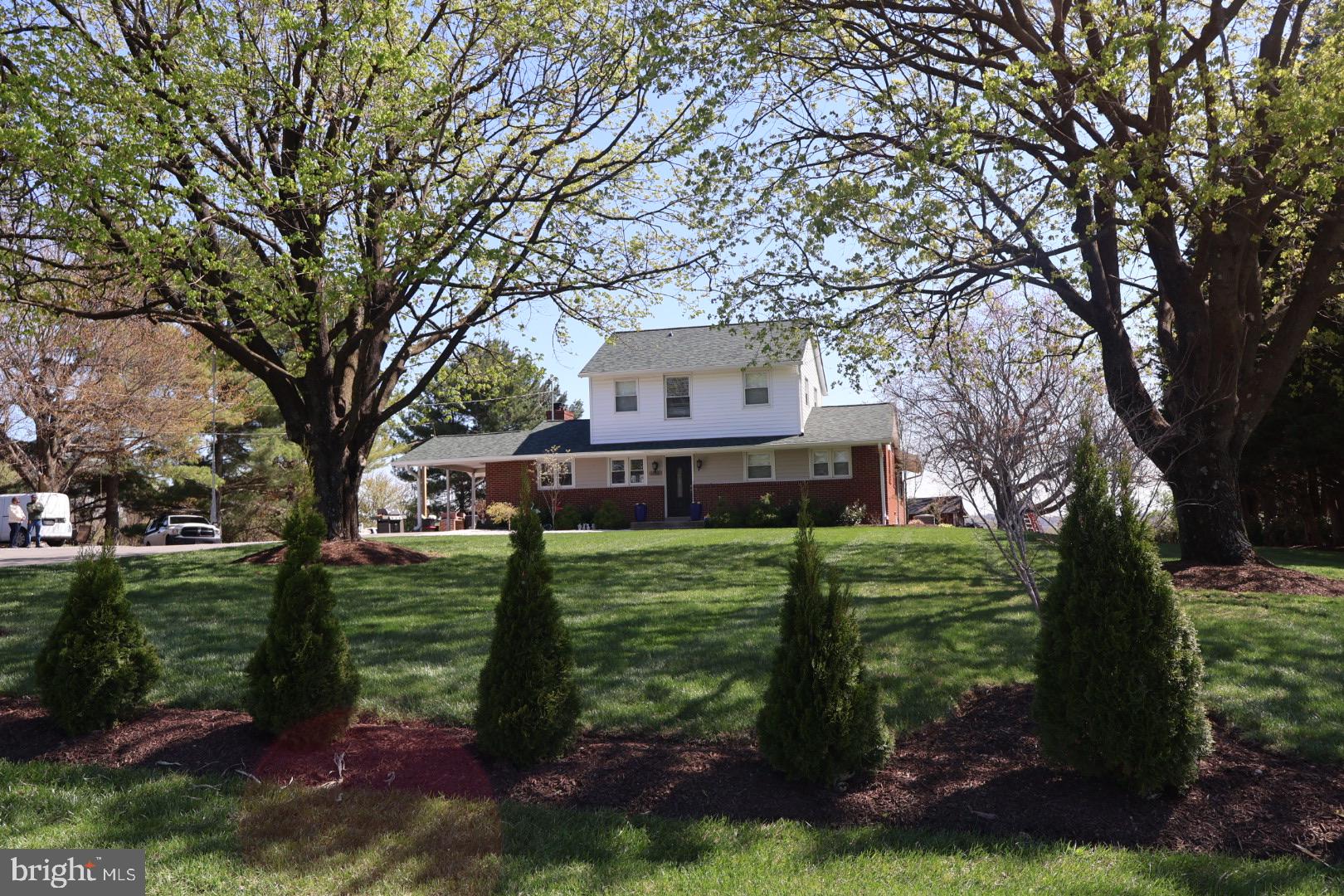 DAMASCUS OUTSIDE - Residential