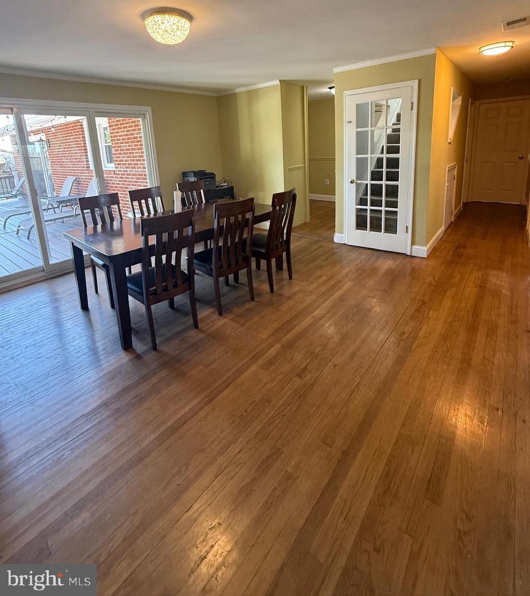 DAMASCUS OUTSIDE - Residential