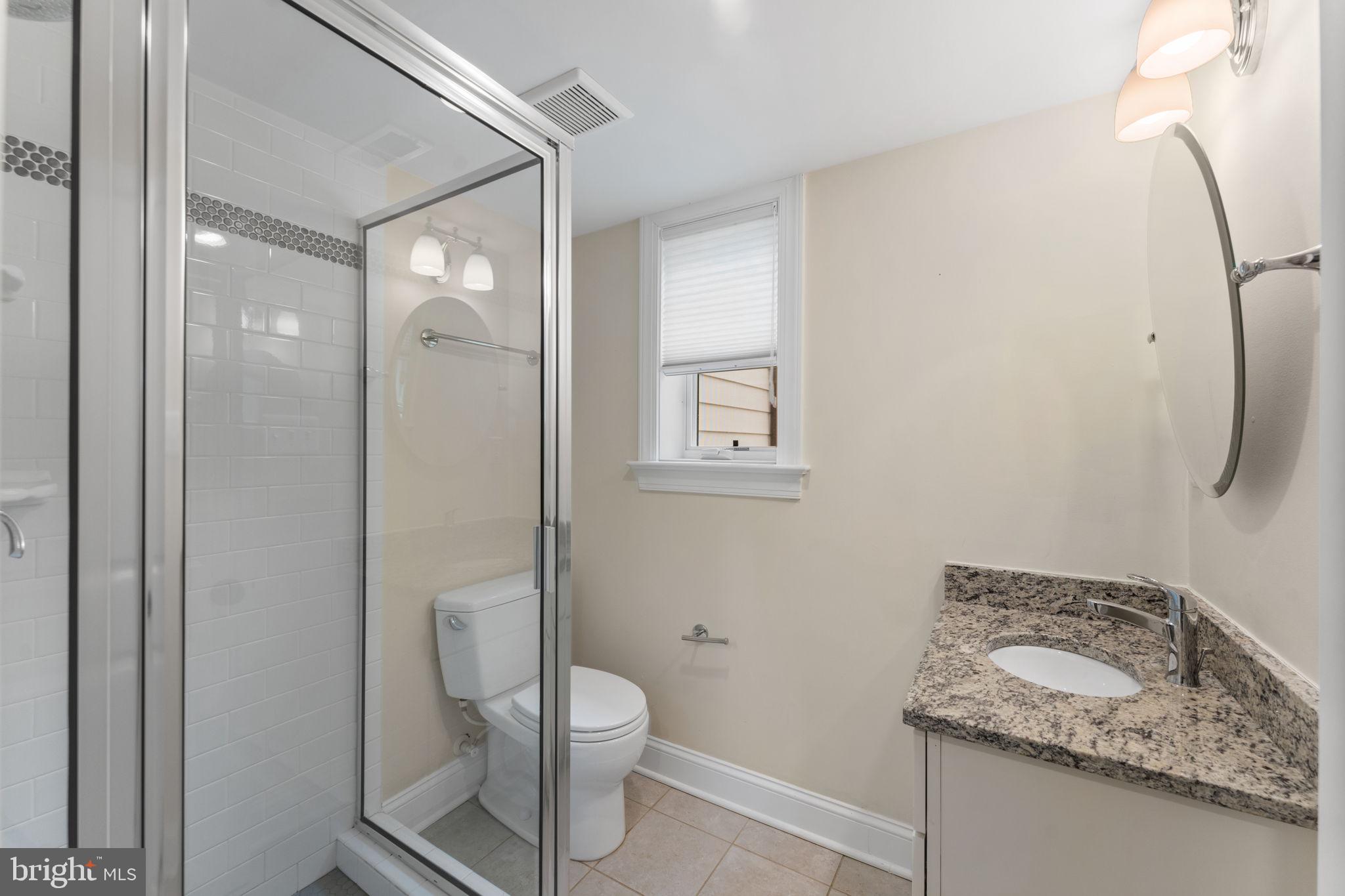 LYON VILLAGE - Residential