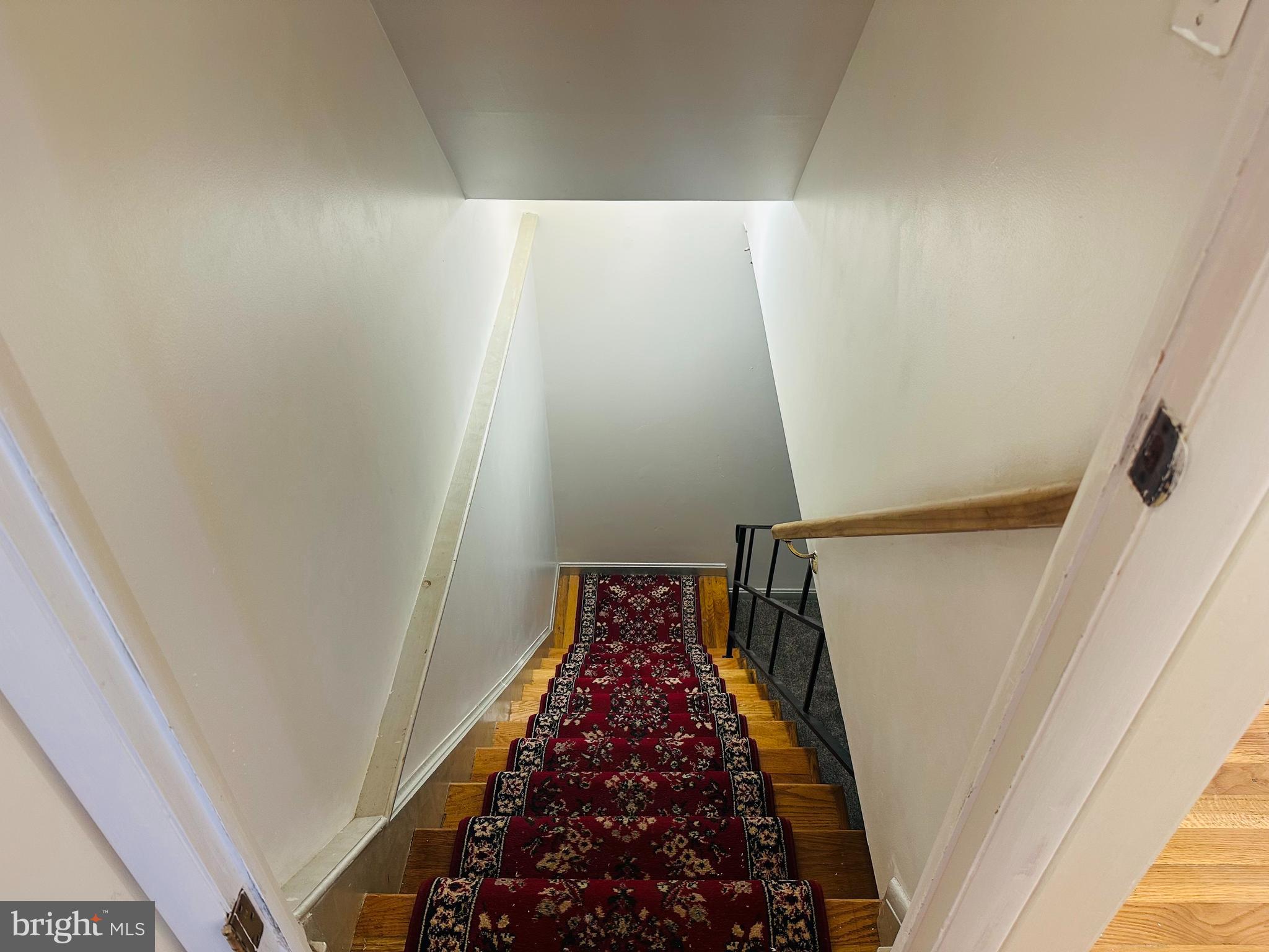 FOREST GREEN - Residential Lease