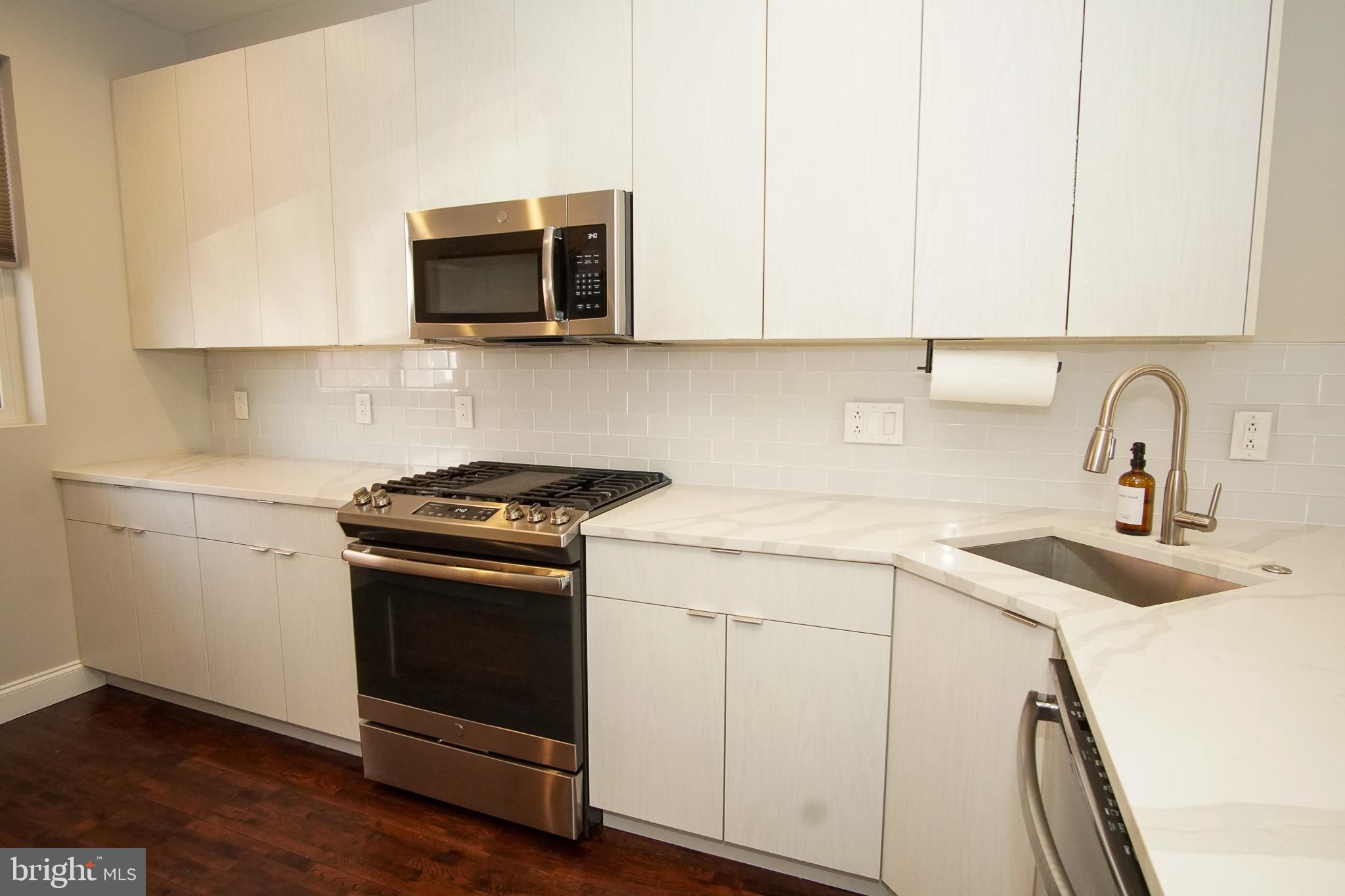 FRANCISVILLE - Residential