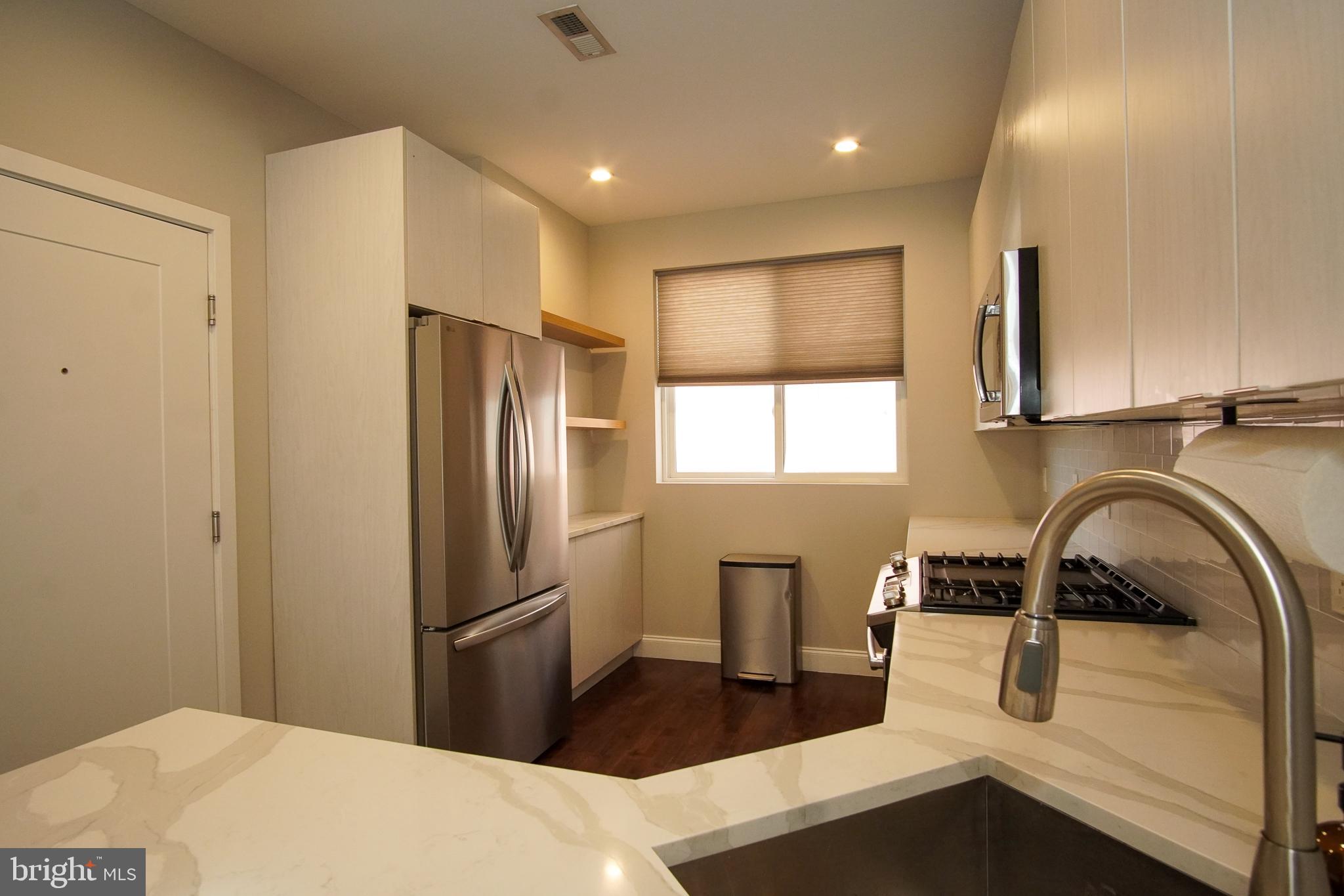 FRANCISVILLE - Residential