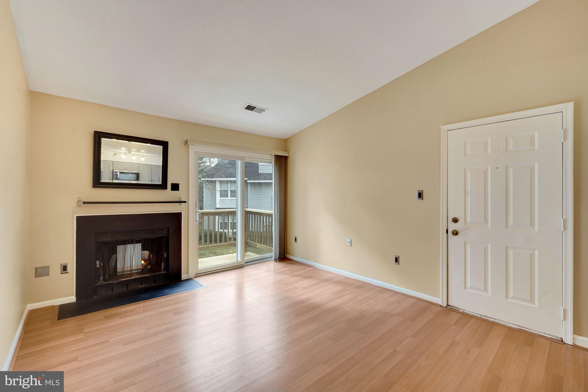 CLUSTERS AT WOODLAWN - Residential