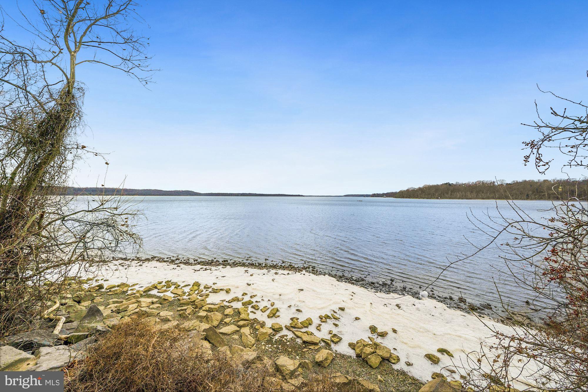 CLUSTERS AT WOODLAWN - Residential