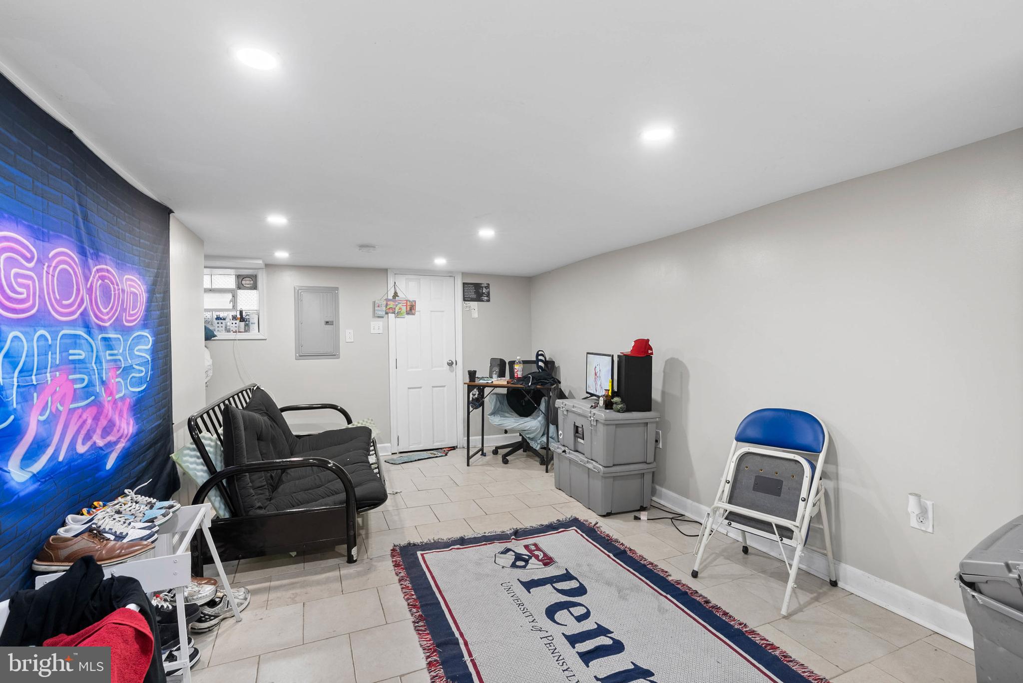 PHILADELPHIA (WEST) - Residential