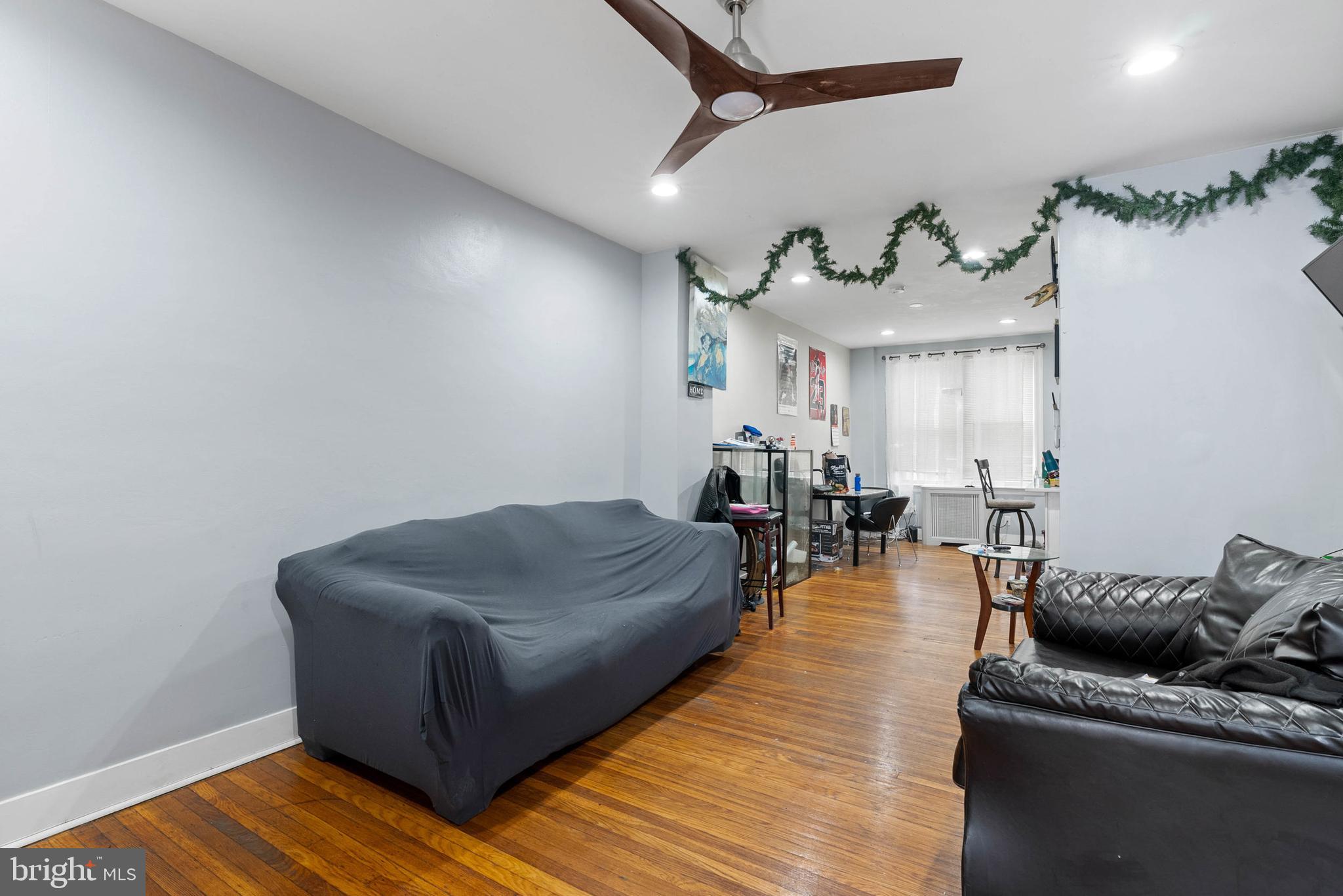 PHILADELPHIA (WEST) - Residential