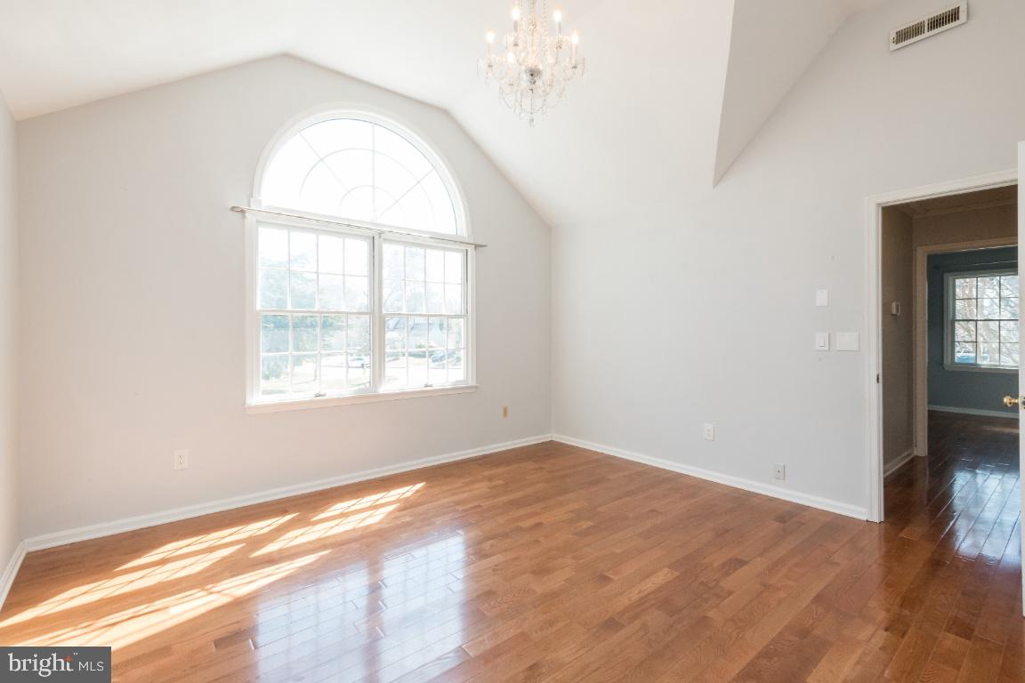 WILSHIRE - Residential