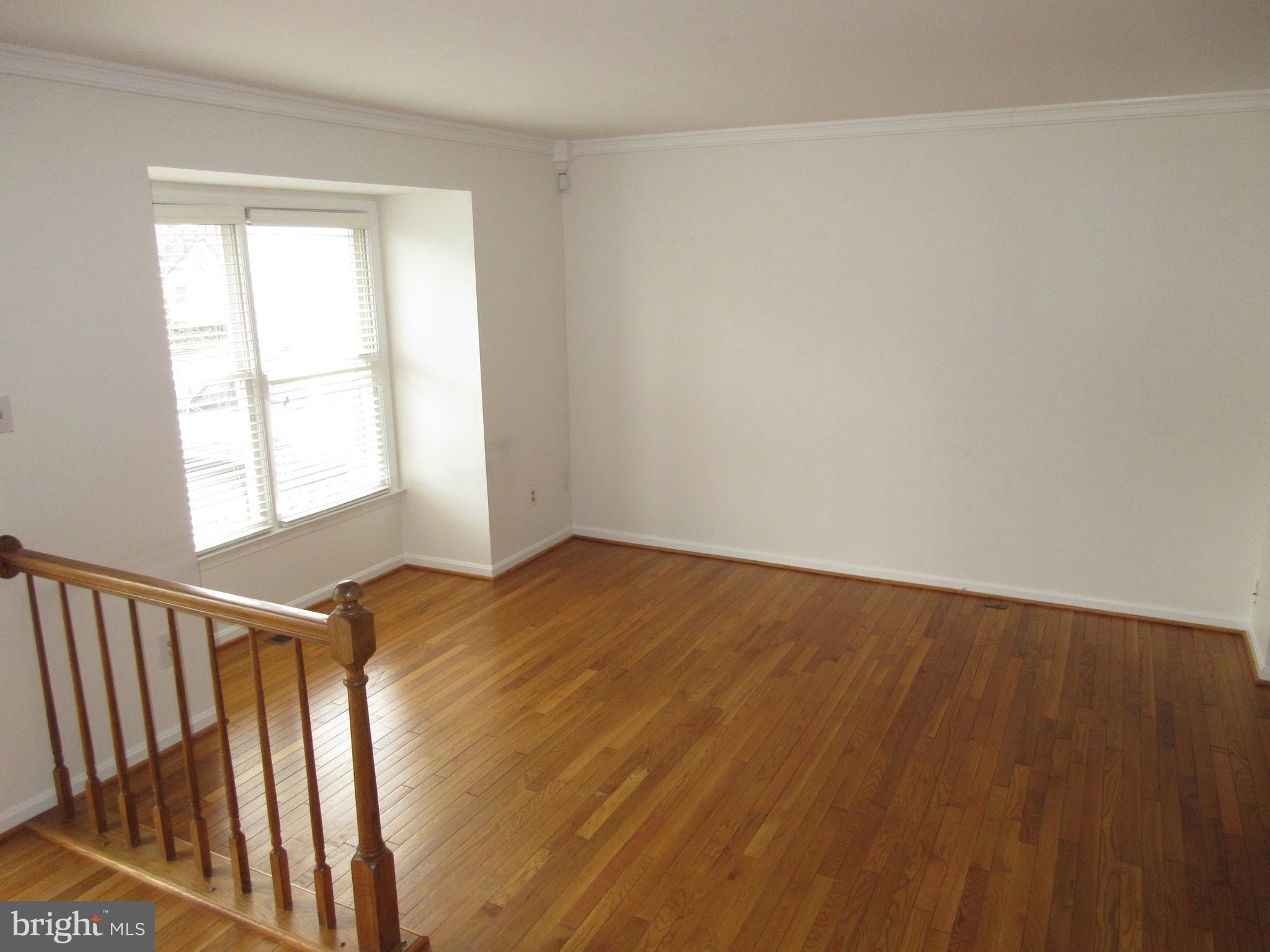 LANDSDOWNE - Residential Lease