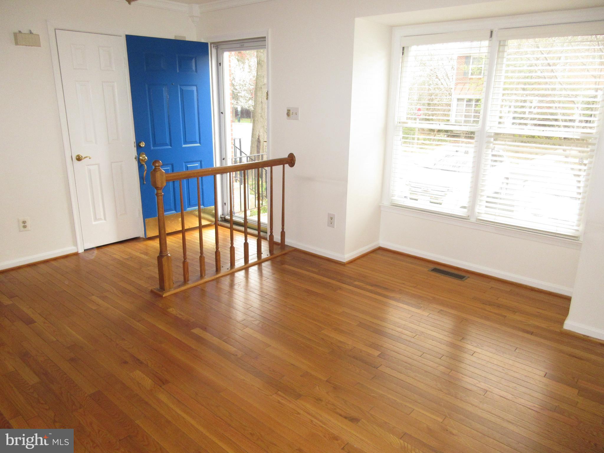 LANDSDOWNE - Residential Lease