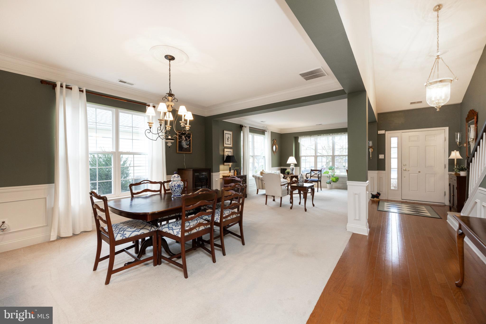 VILLAGES AT HILLVIEW - Residential