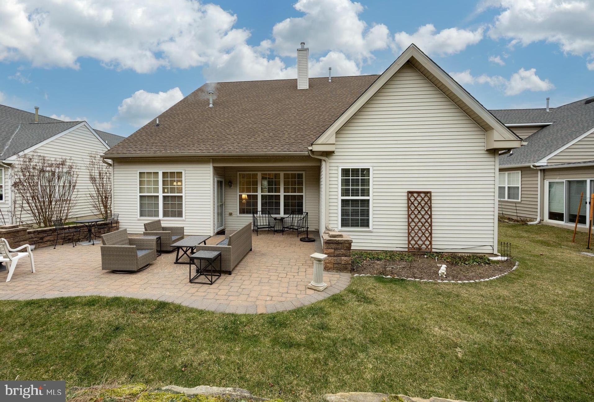 VILLAGES AT HILLVIEW - Residential