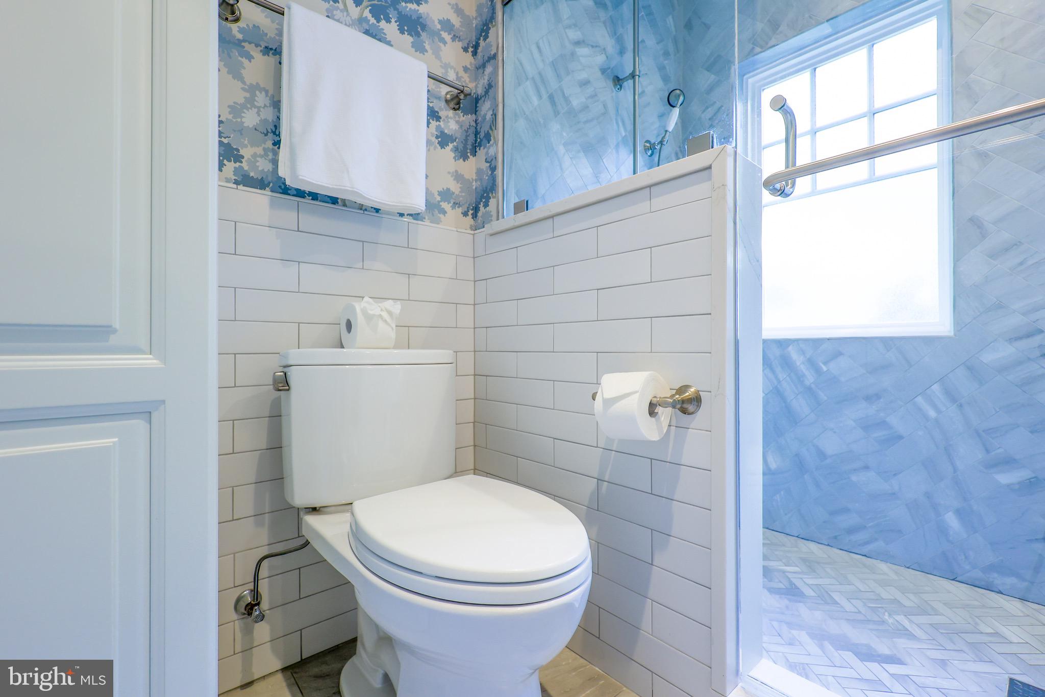 MADISON LANE - Residential Lease