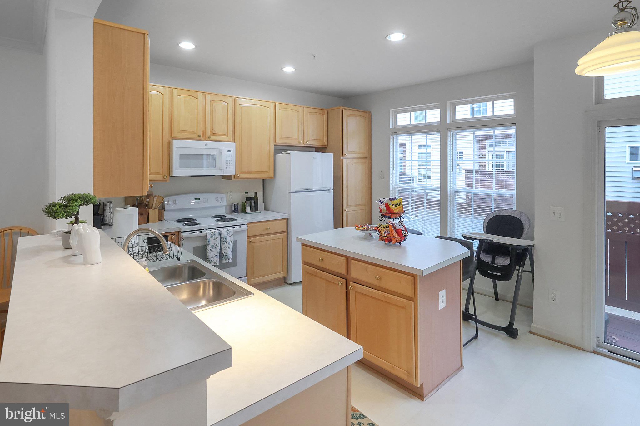 MADISON LANE - Residential Lease