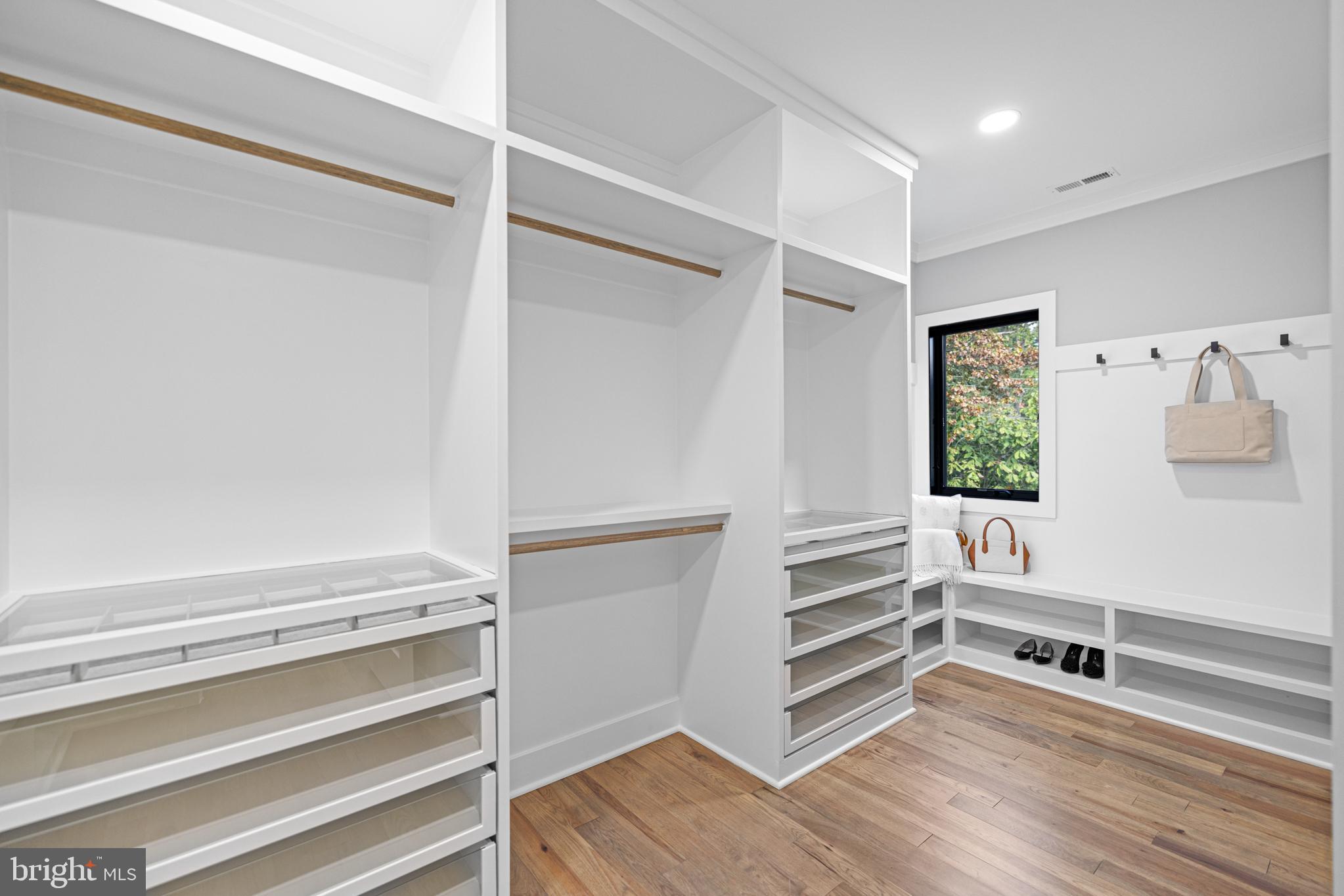 FRANKLIN PARK - Residential