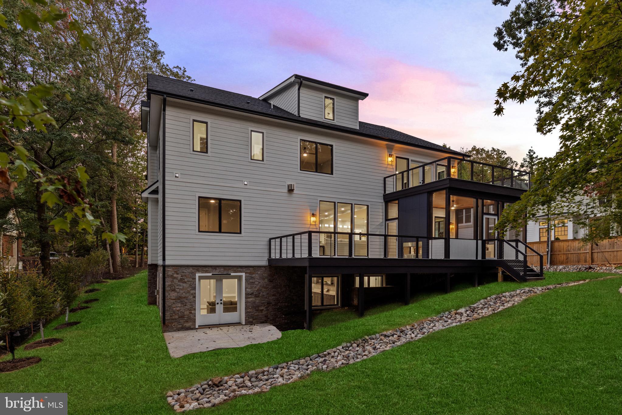 FRANKLIN PARK - Residential