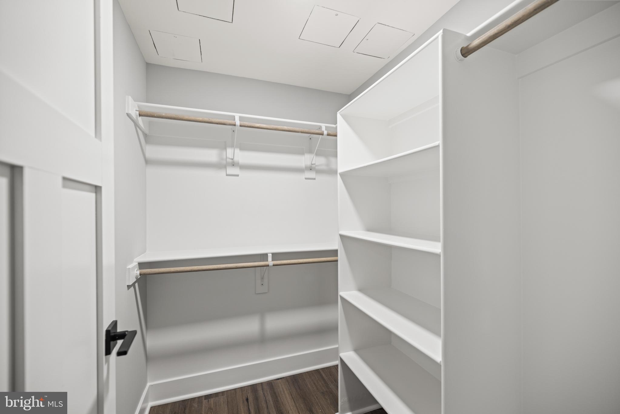 FRANKLIN PARK - Residential