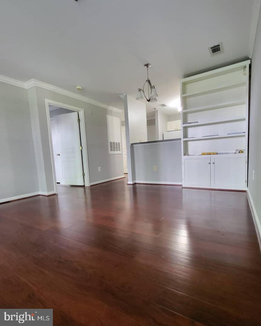 SAVOY PARK CONDOMINIUMS - Residential Lease