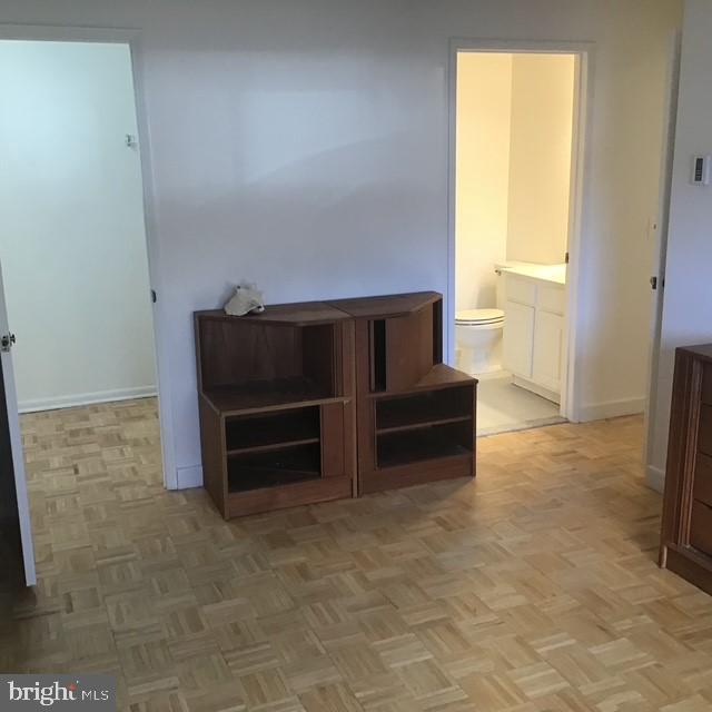 LEISURE WORLD - Residential