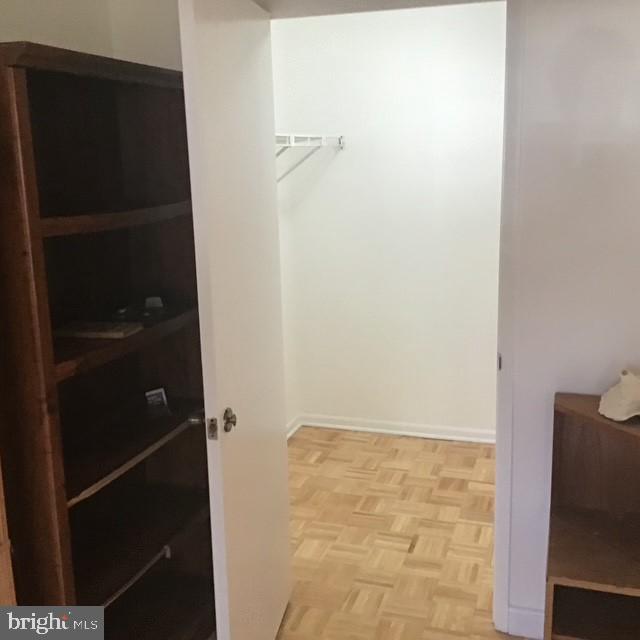 LEISURE WORLD - Residential