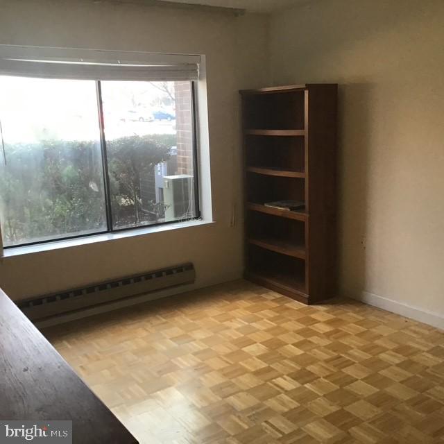 LEISURE WORLD - Residential