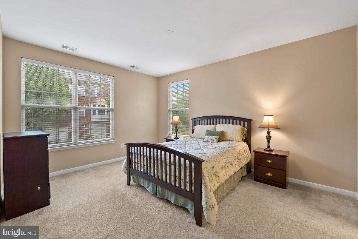 COURTS AT WESCOTT RIDGE - Residential