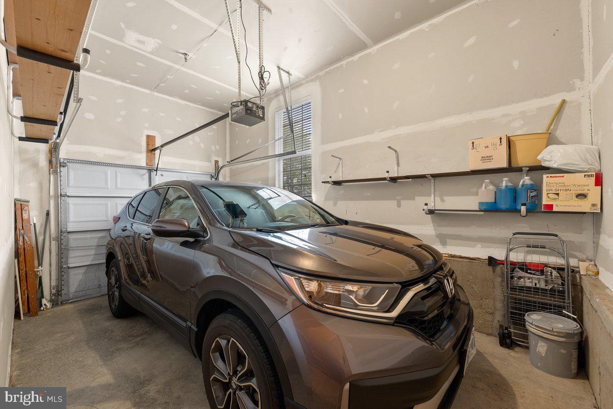 COURTS AT WESCOTT RIDGE - Residential