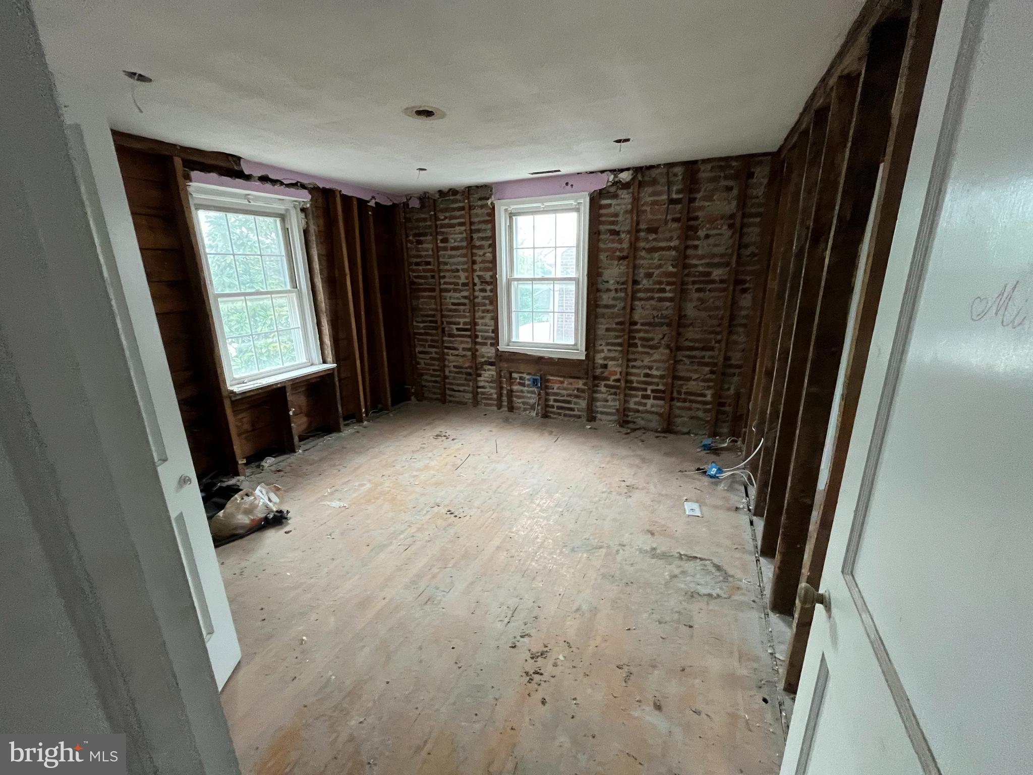 PARKVILLE - Residential Income