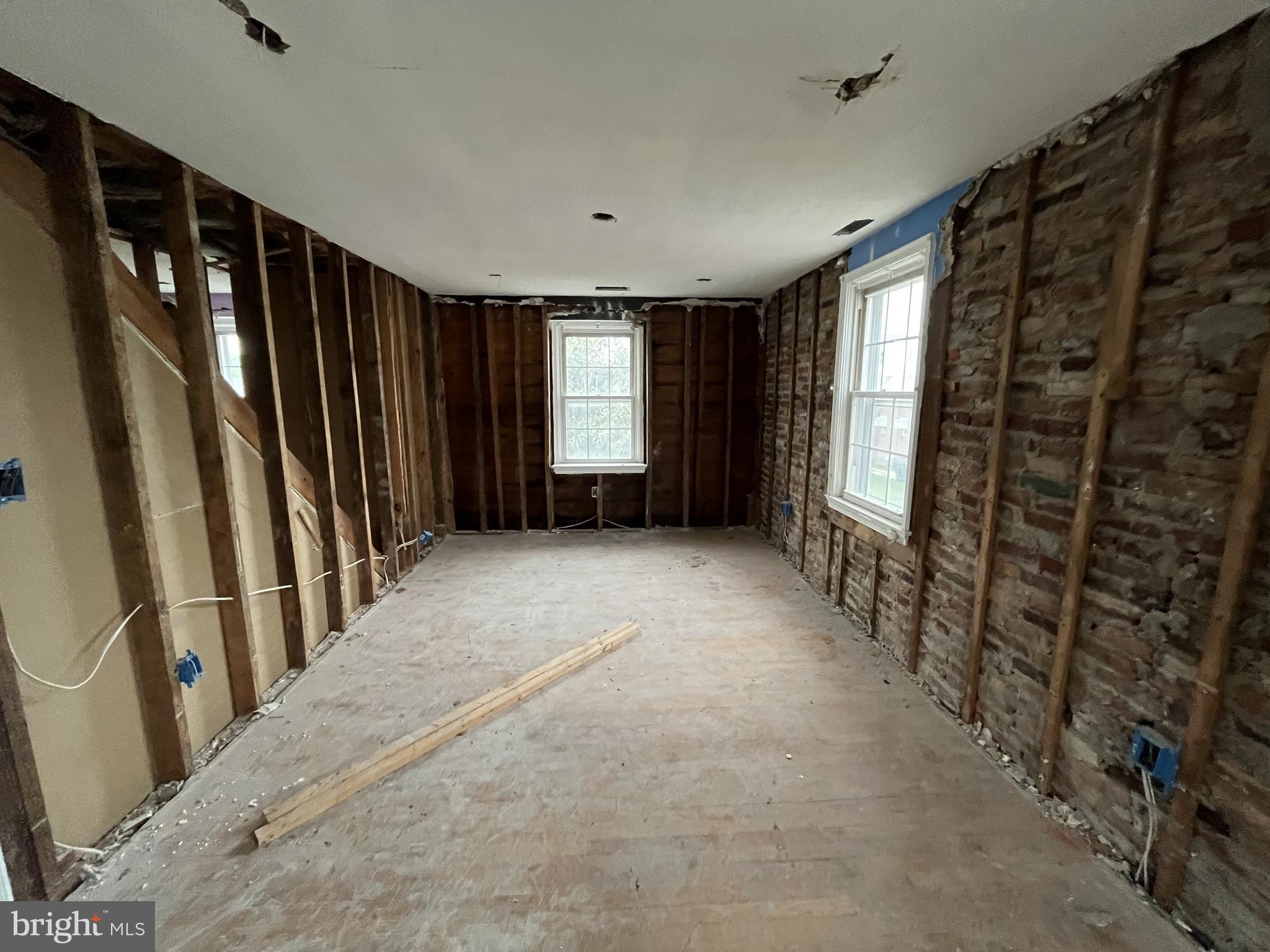 PARKVILLE - Residential Income