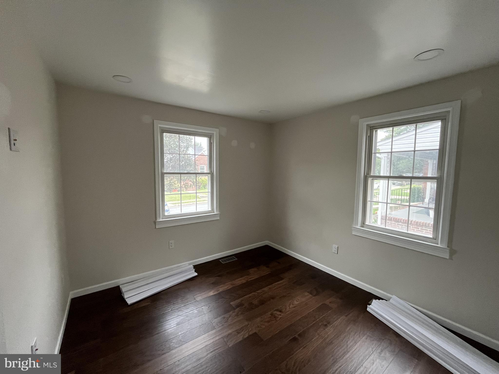 PARKVILLE - Residential Income