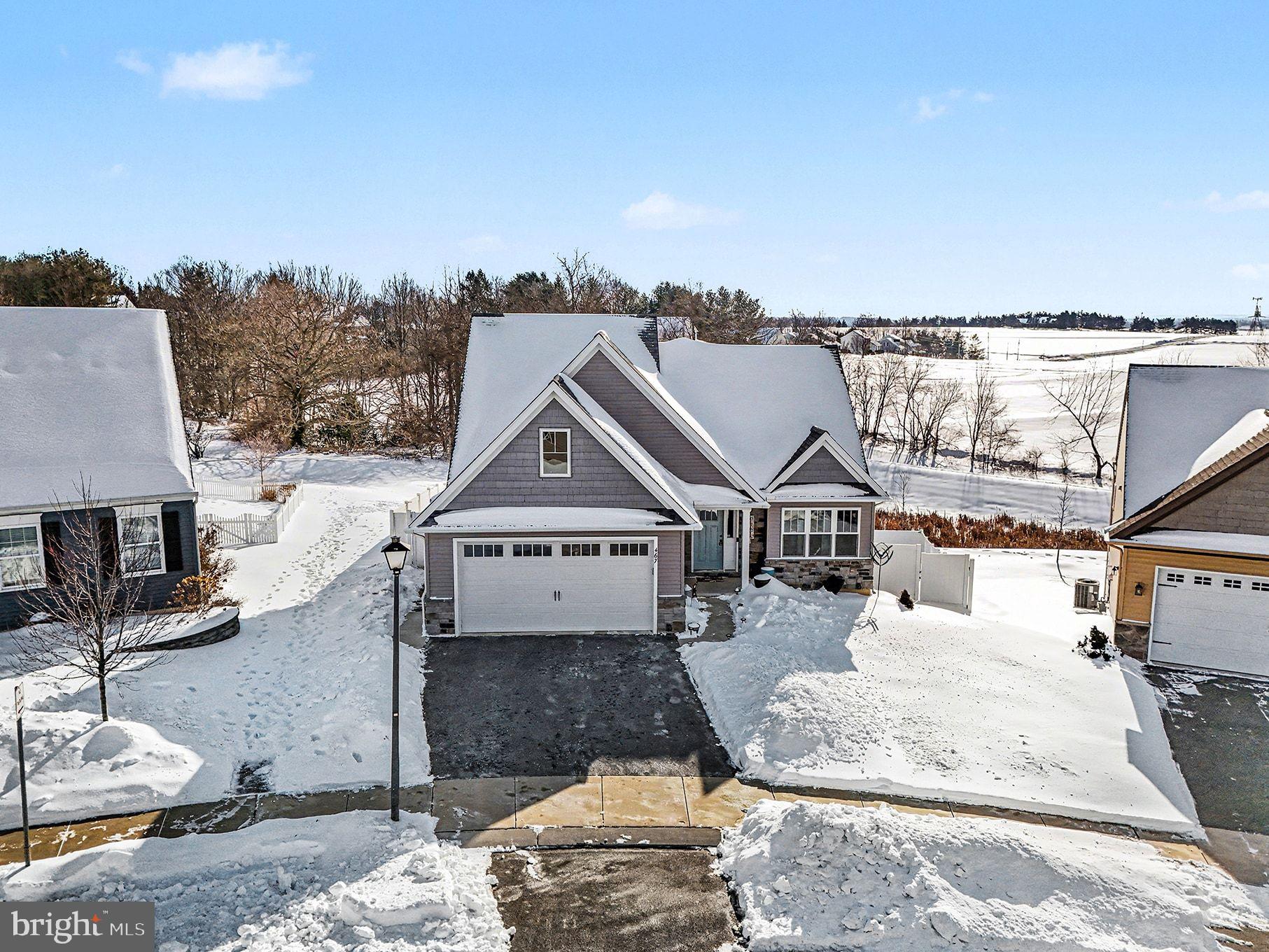 SUN HILL COMMONS - Residential