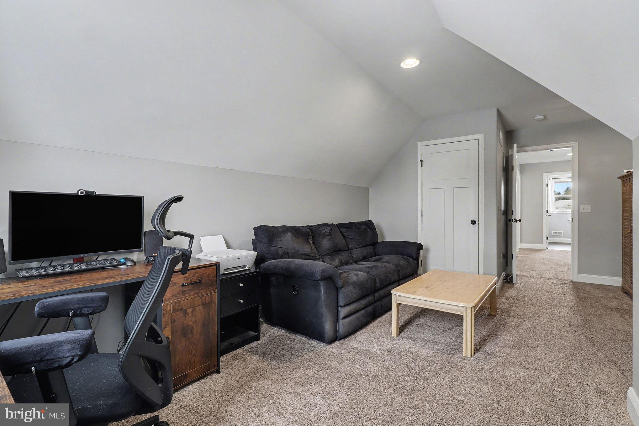 SUN HILL COMMONS - Residential