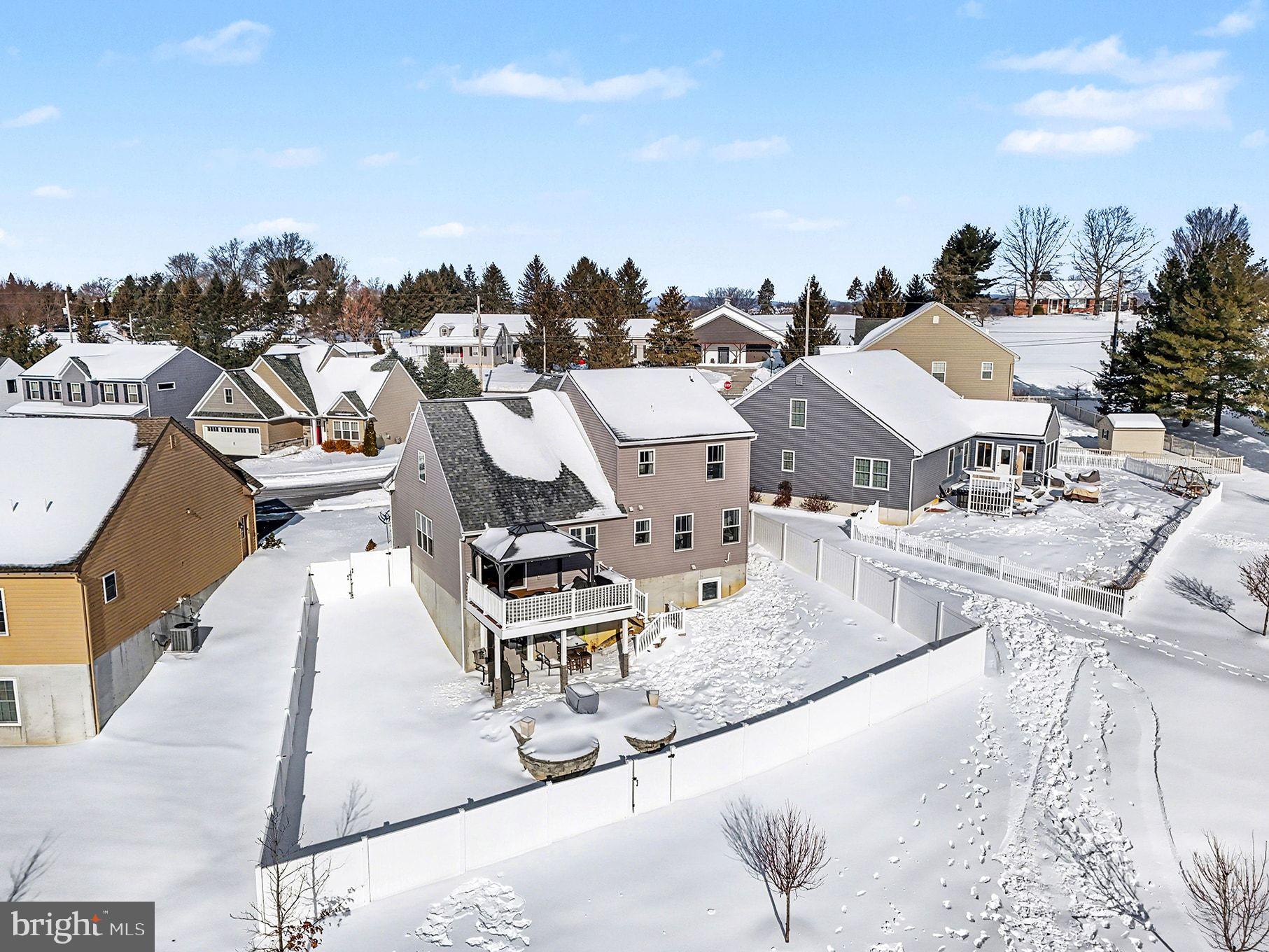 SUN HILL COMMONS - Residential