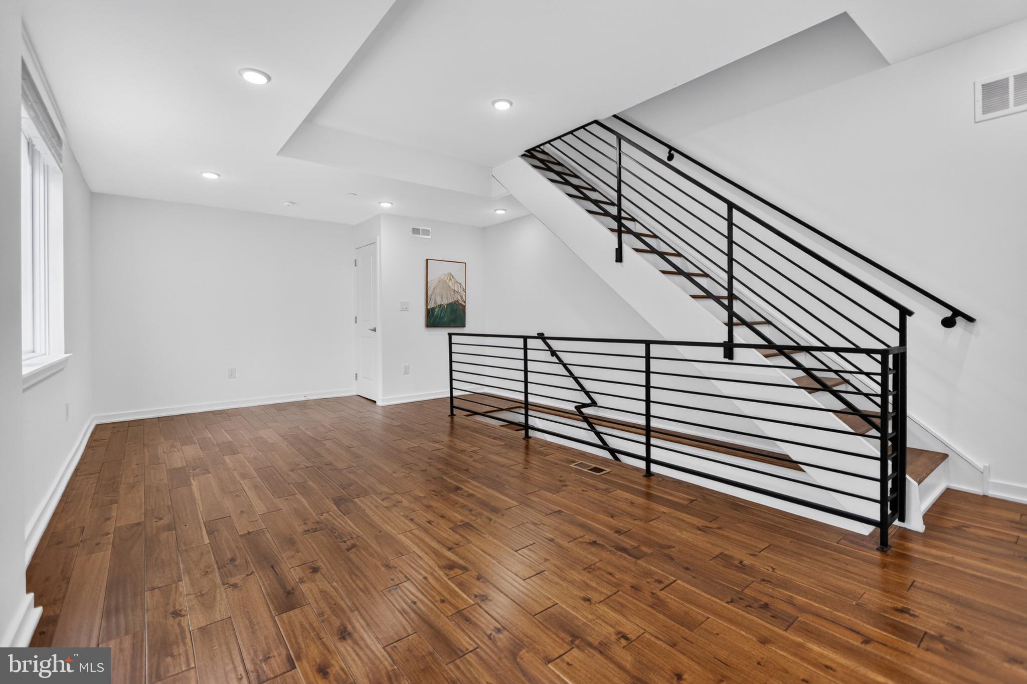 4727 WALNUT STREET 00 4