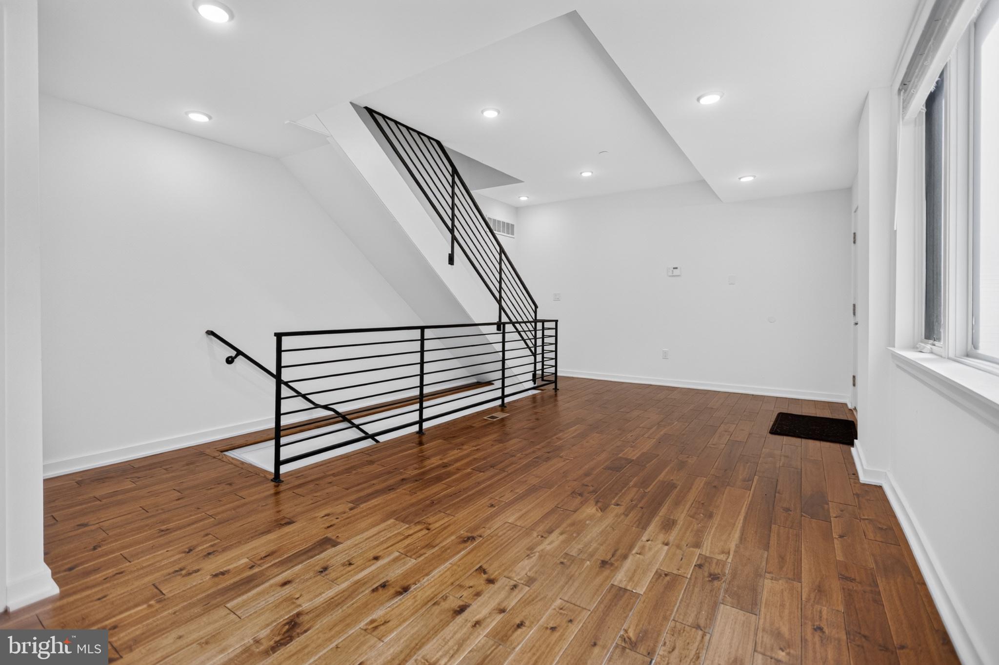 4727 WALNUT STREET 00 4