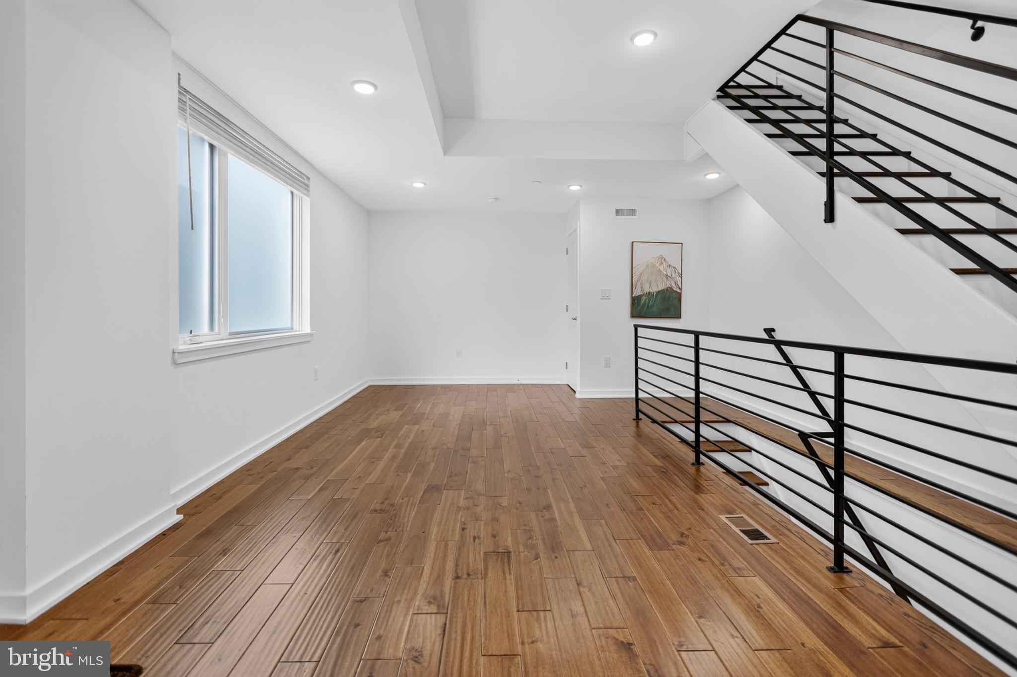 4727 WALNUT STREET 00 4