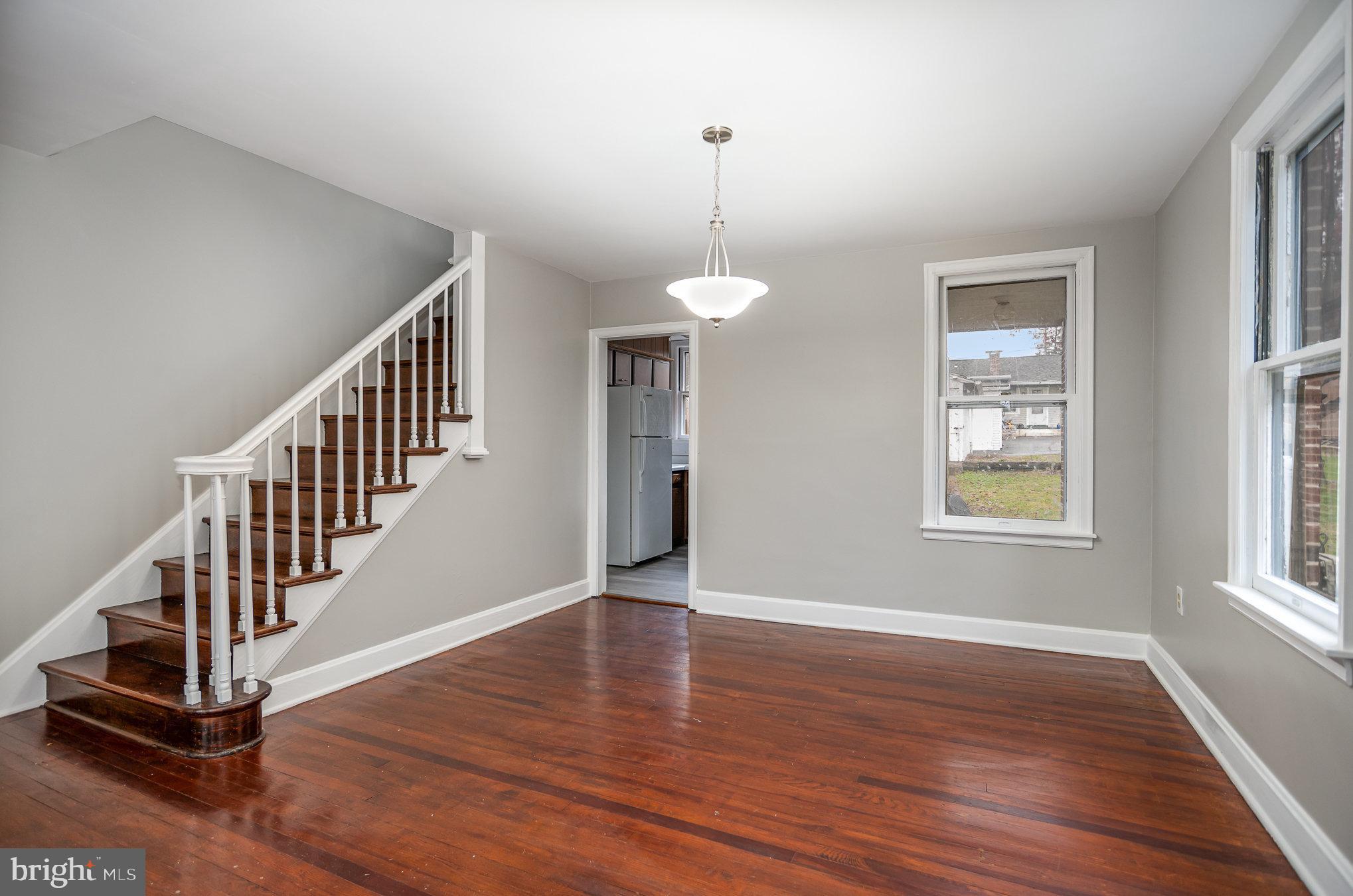 EPHRATA - Residential