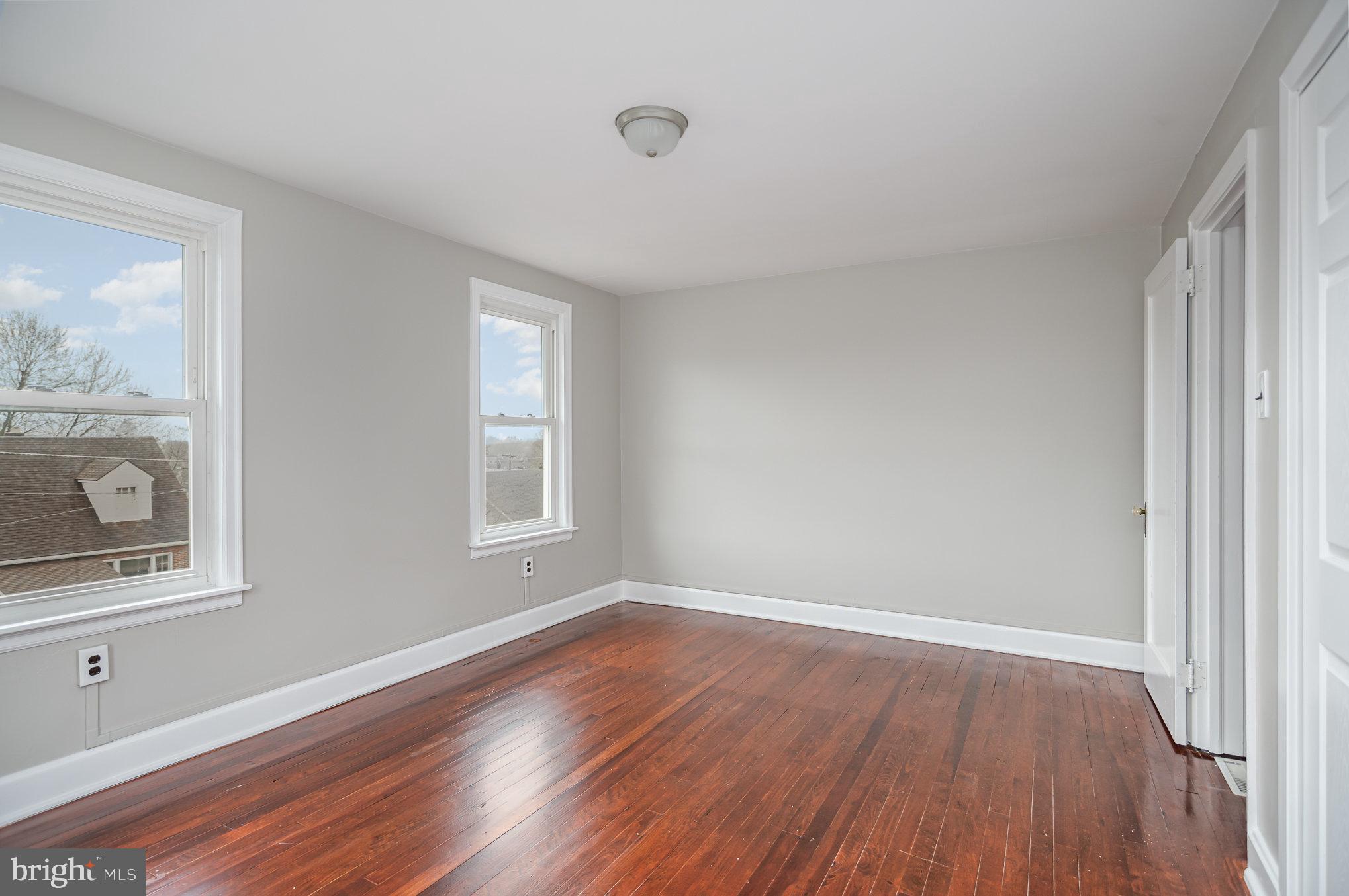 EPHRATA - Residential