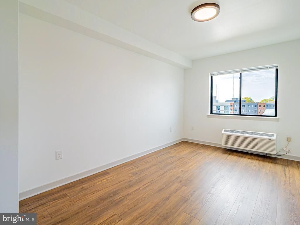 Photo of 6515 Ridge Avenue #215, PHILADELPHIA, PA 19128 (MLS # PAPH2552232)