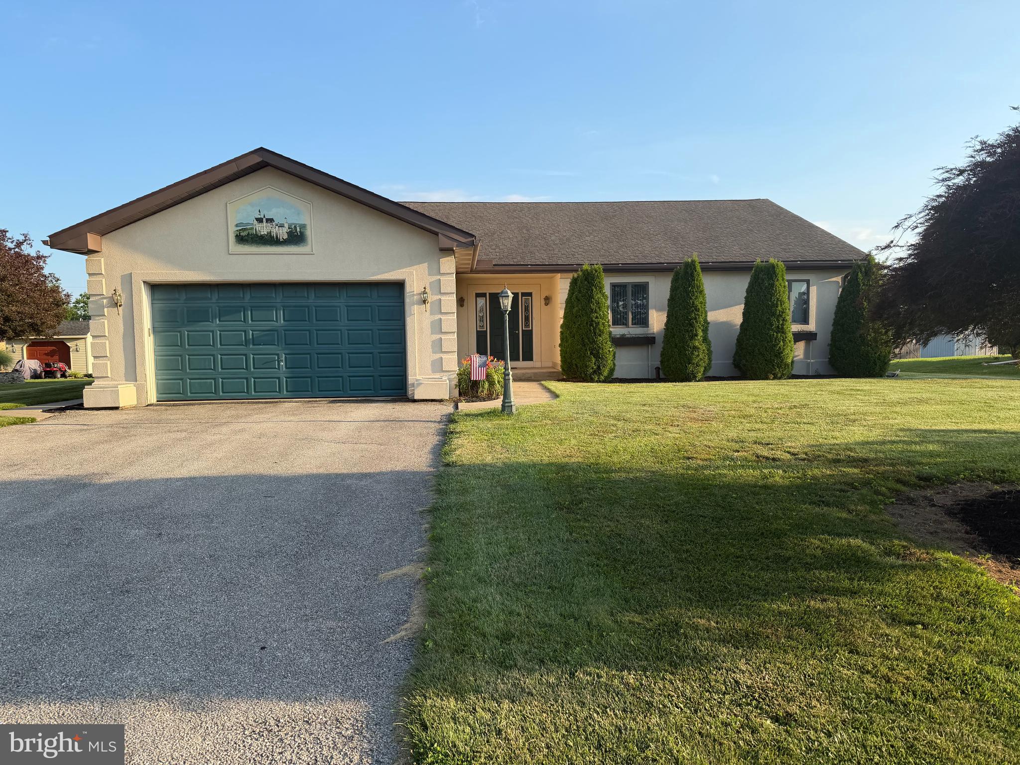 2884 SUNSET DRIVE