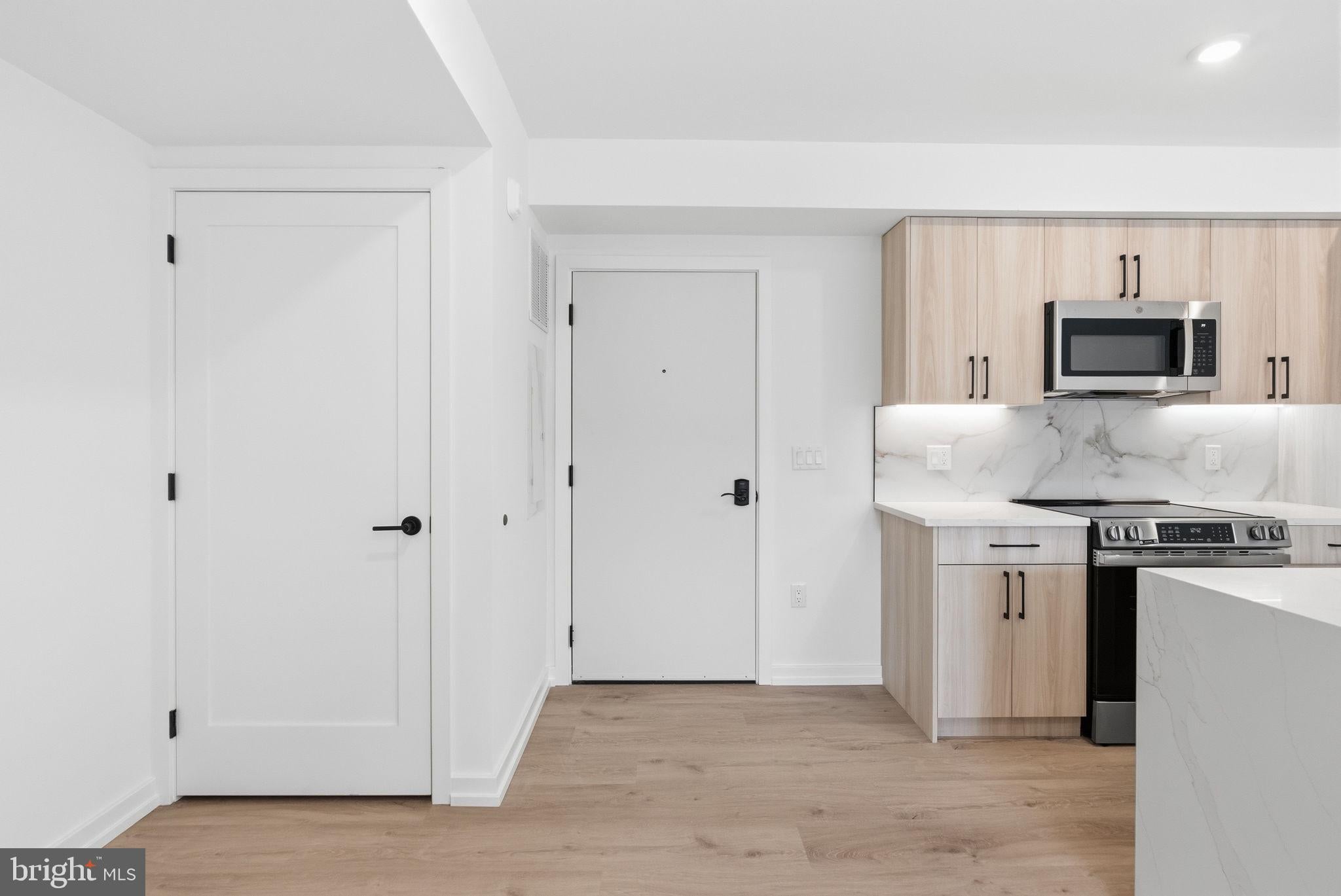 209 NEW STREET 5F