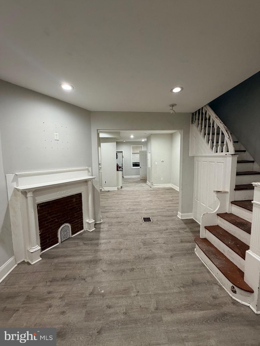 125 Ni Sickels st is the perfect property to either start or build upon your investment journey! Whether you are a homeowner or an investor, this property will suit your needs. It recently served as a rental property, and in its current condition it could still rent for $1600 a month at minimum! This property has been well maintained over the years, which means you can move in immediately and start building wealth from day one. There are several grants that this property qualifies for, and with the help of those grants, a first time buyer could purchase this property for less than $5,000. This is an unbeatable deal, so schedule your showing today!