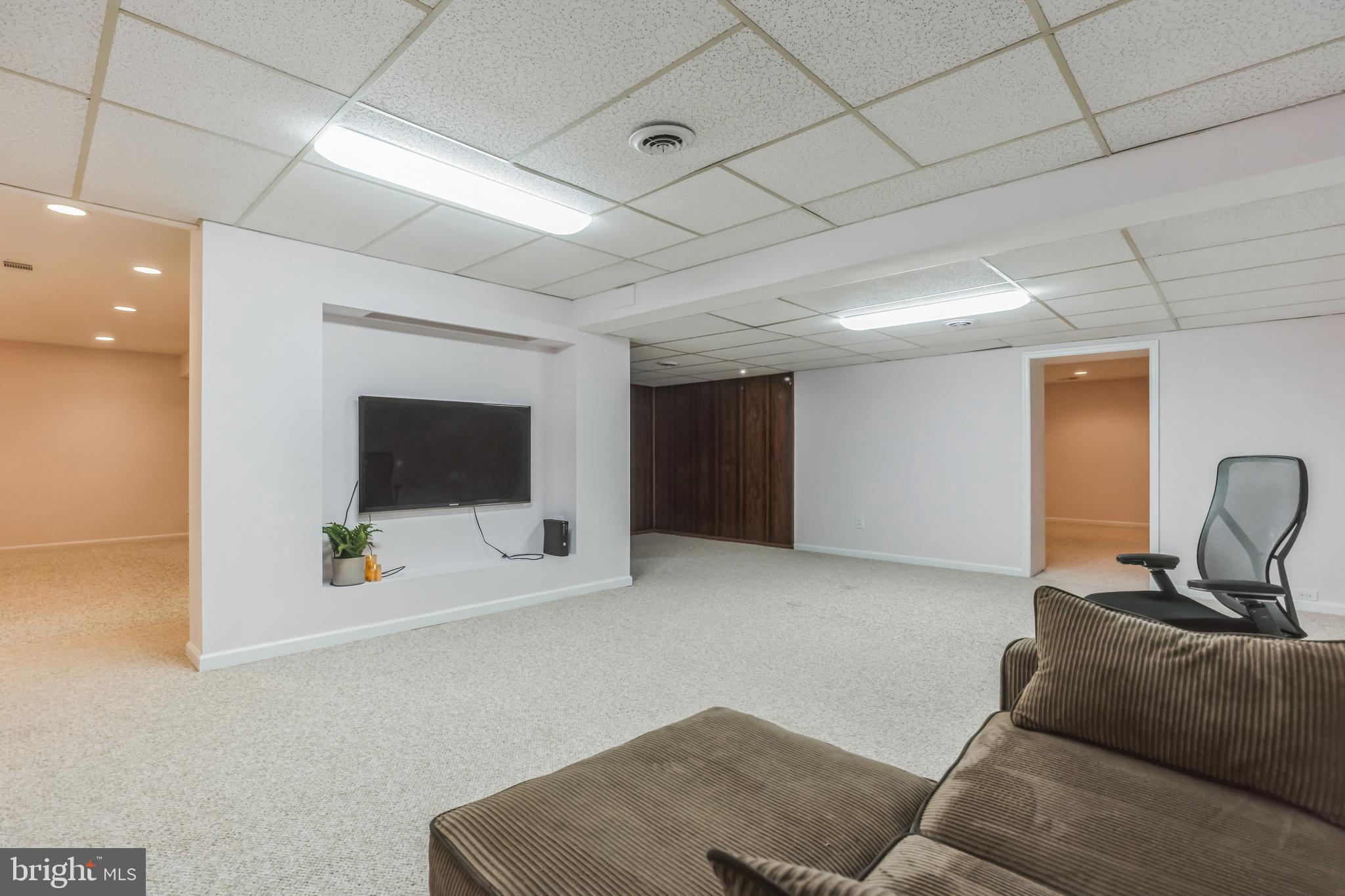 KINGS PARK WEST - Residential