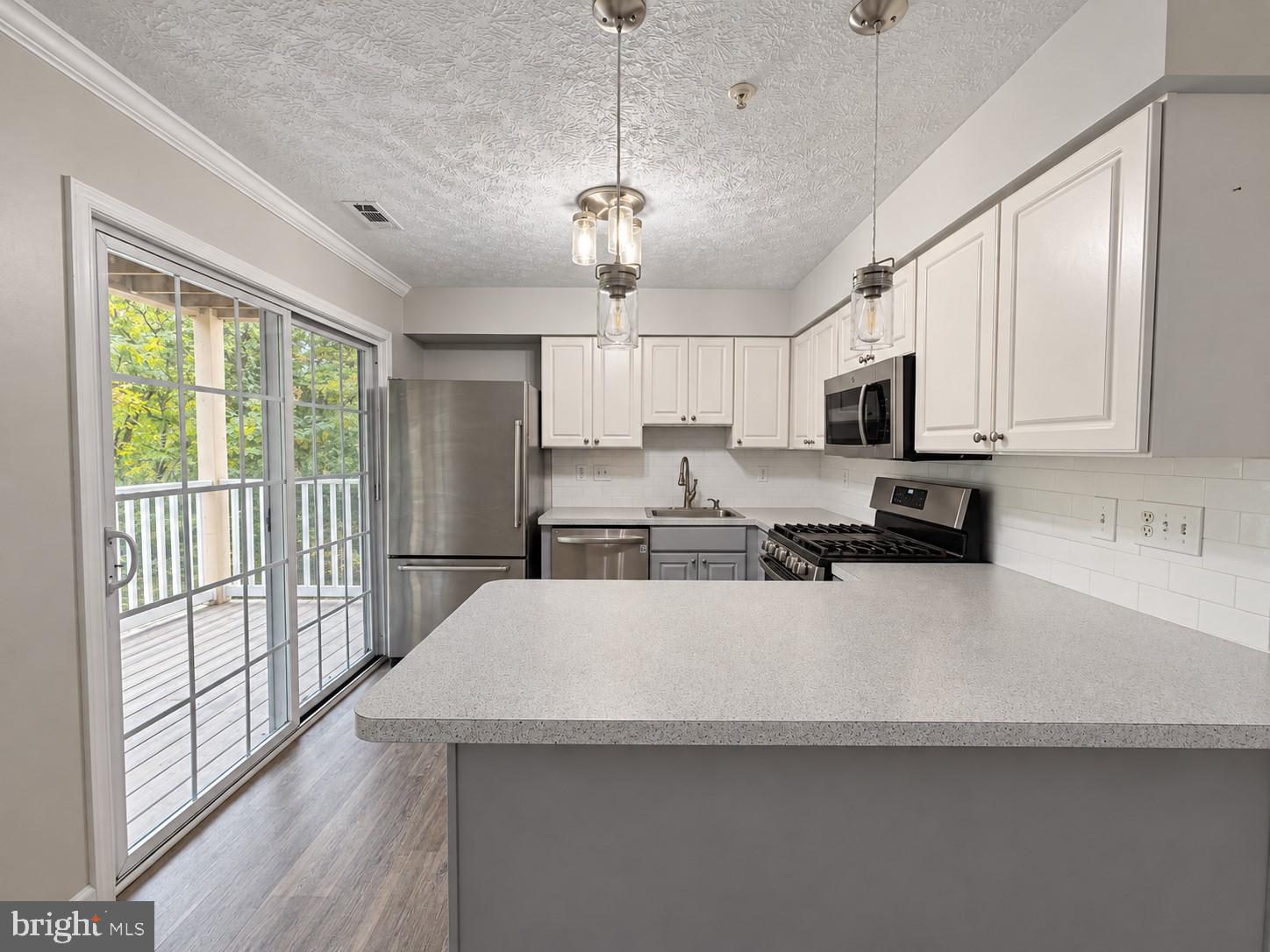6501 SPRINGWATER COURT 8203