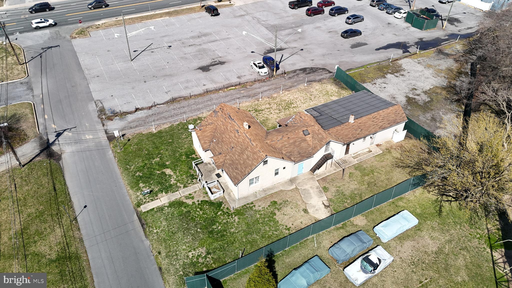 MIDDLE RIVER - Residential