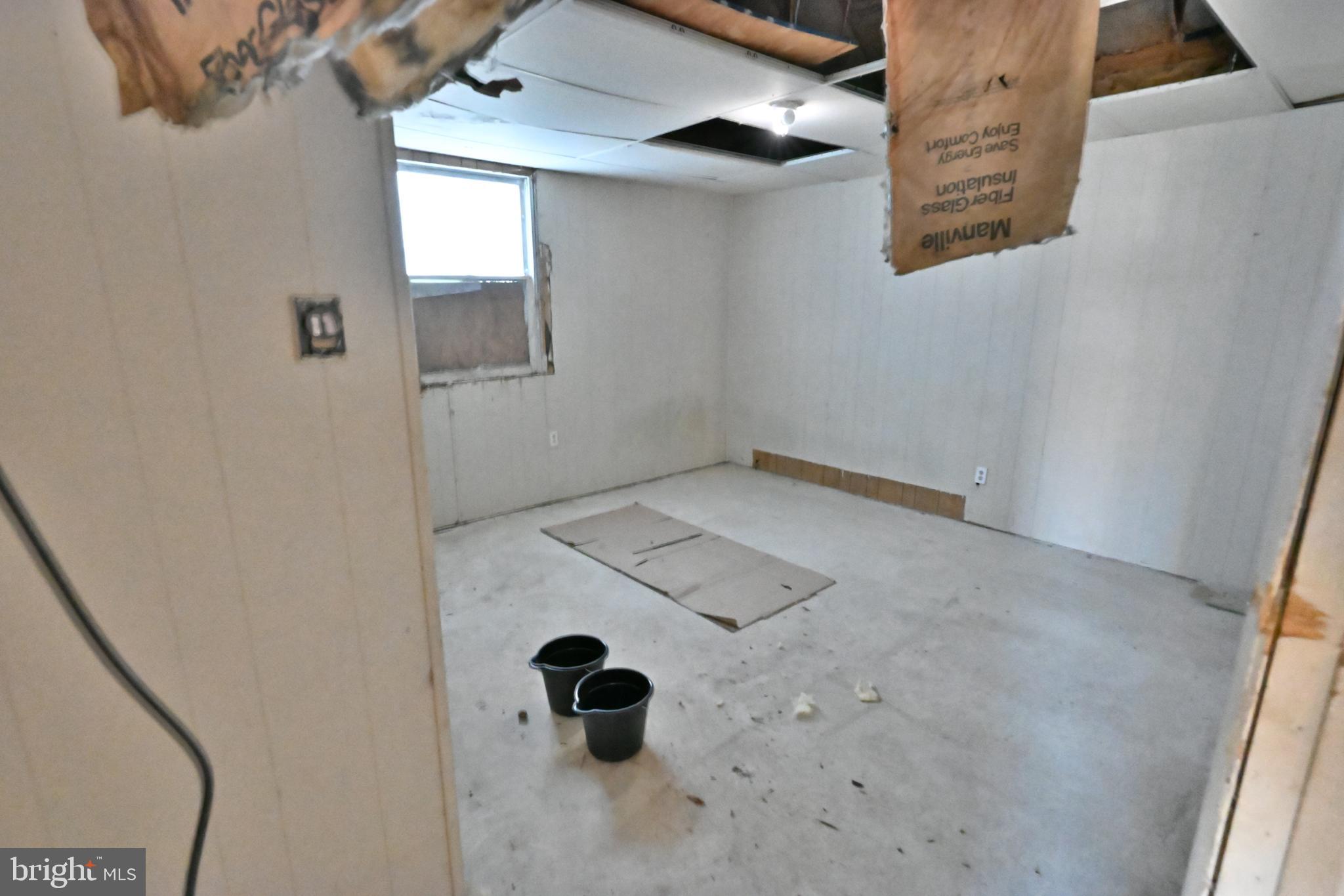 MIDDLE RIVER - Residential