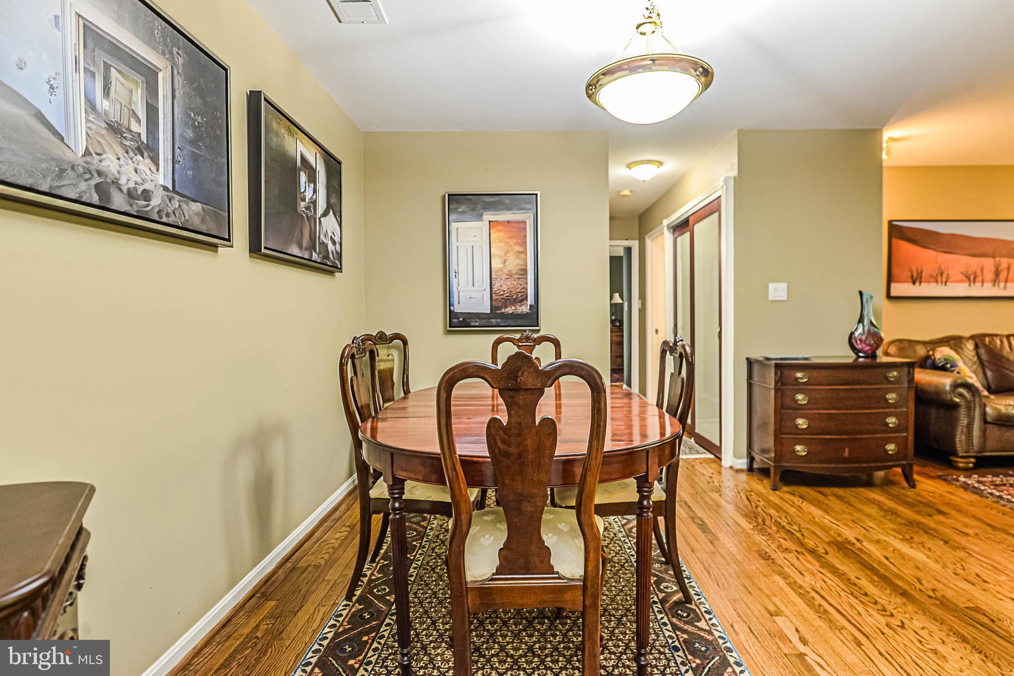 LEE OAKS - Residential Lease