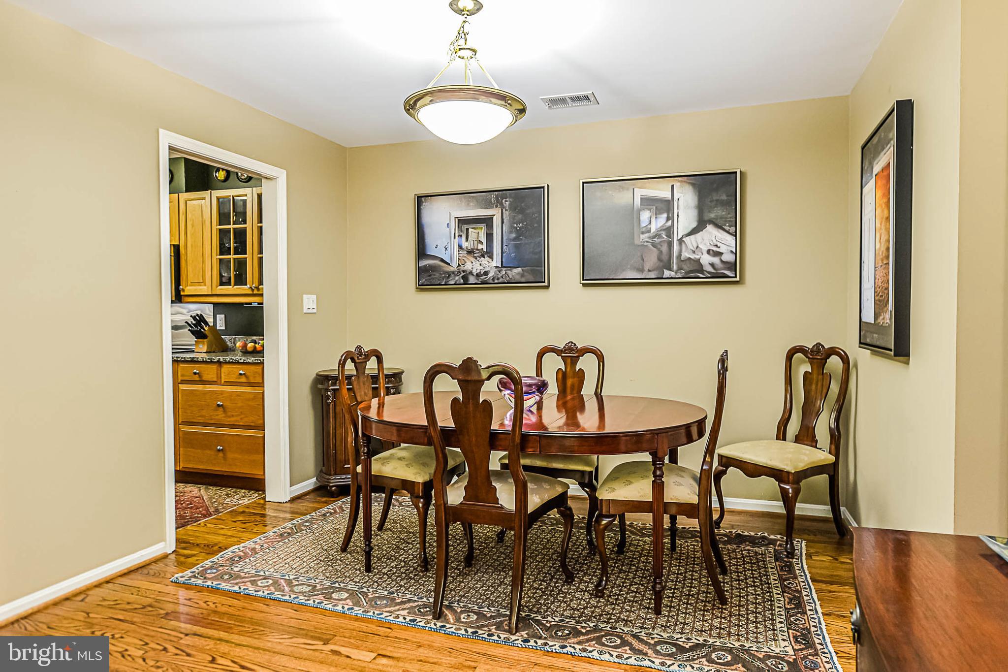 LEE OAKS - Residential Lease