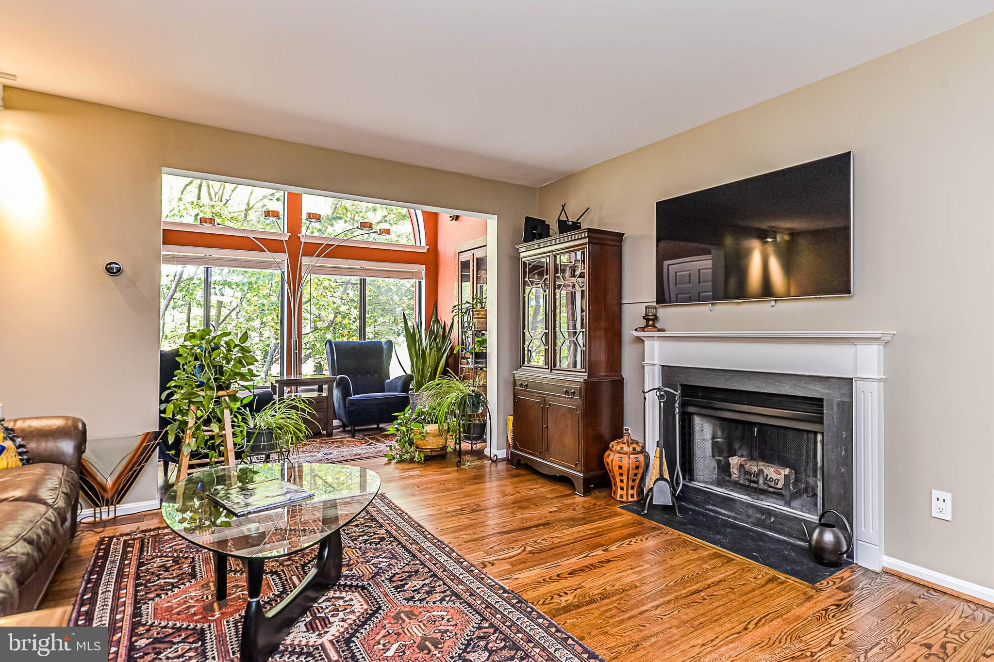 LEE OAKS - Residential Lease