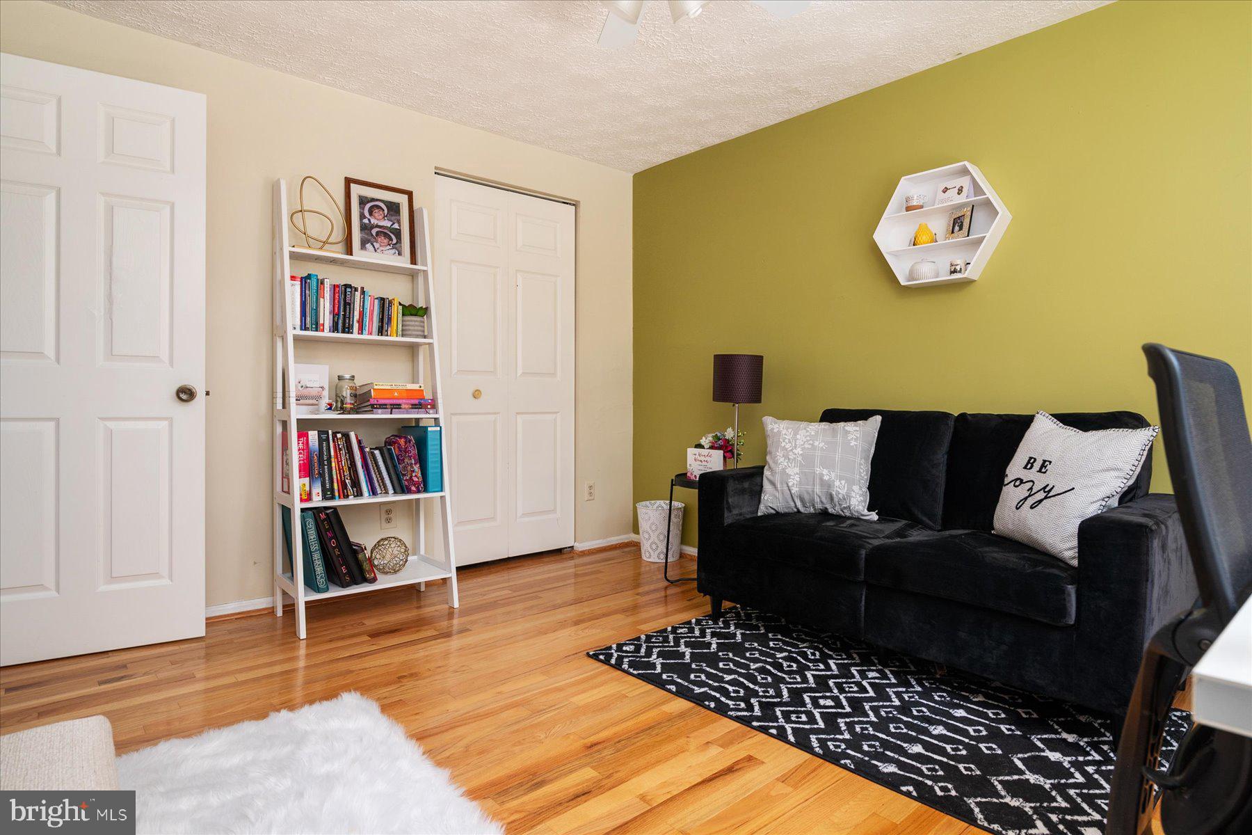 CEDAR MILLS - Residential